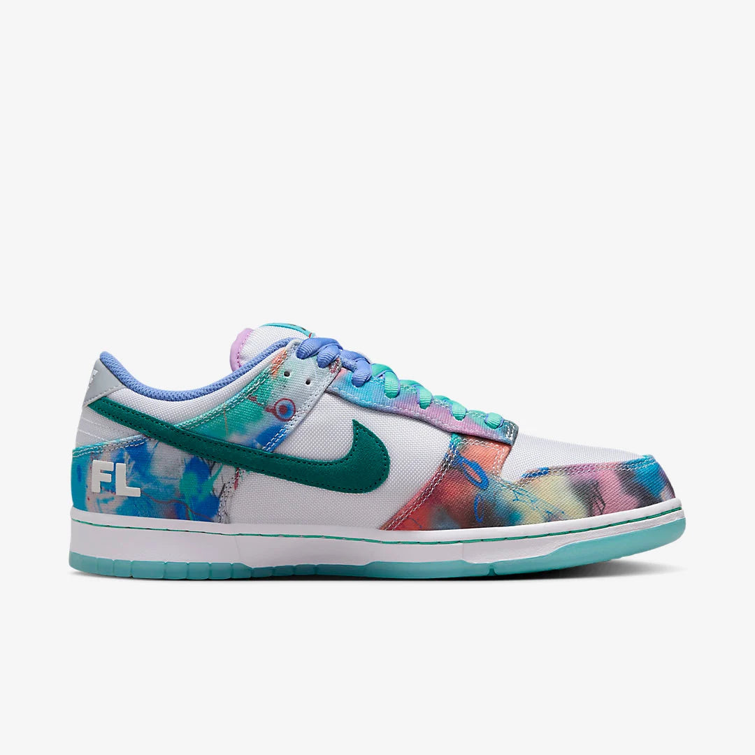 Nike SB Dunk x Futura Laboratories