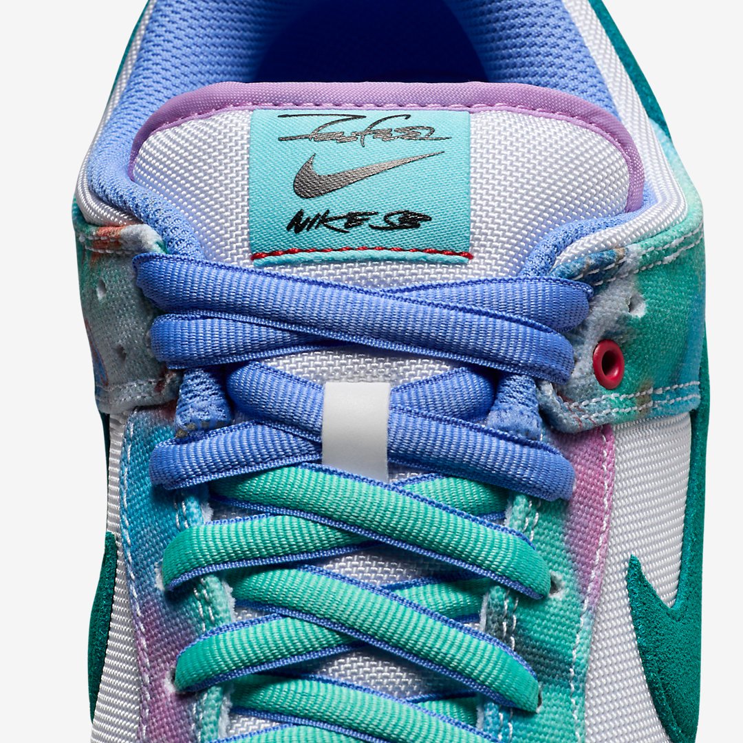 Nike SB Dunk x Futura Laboratories