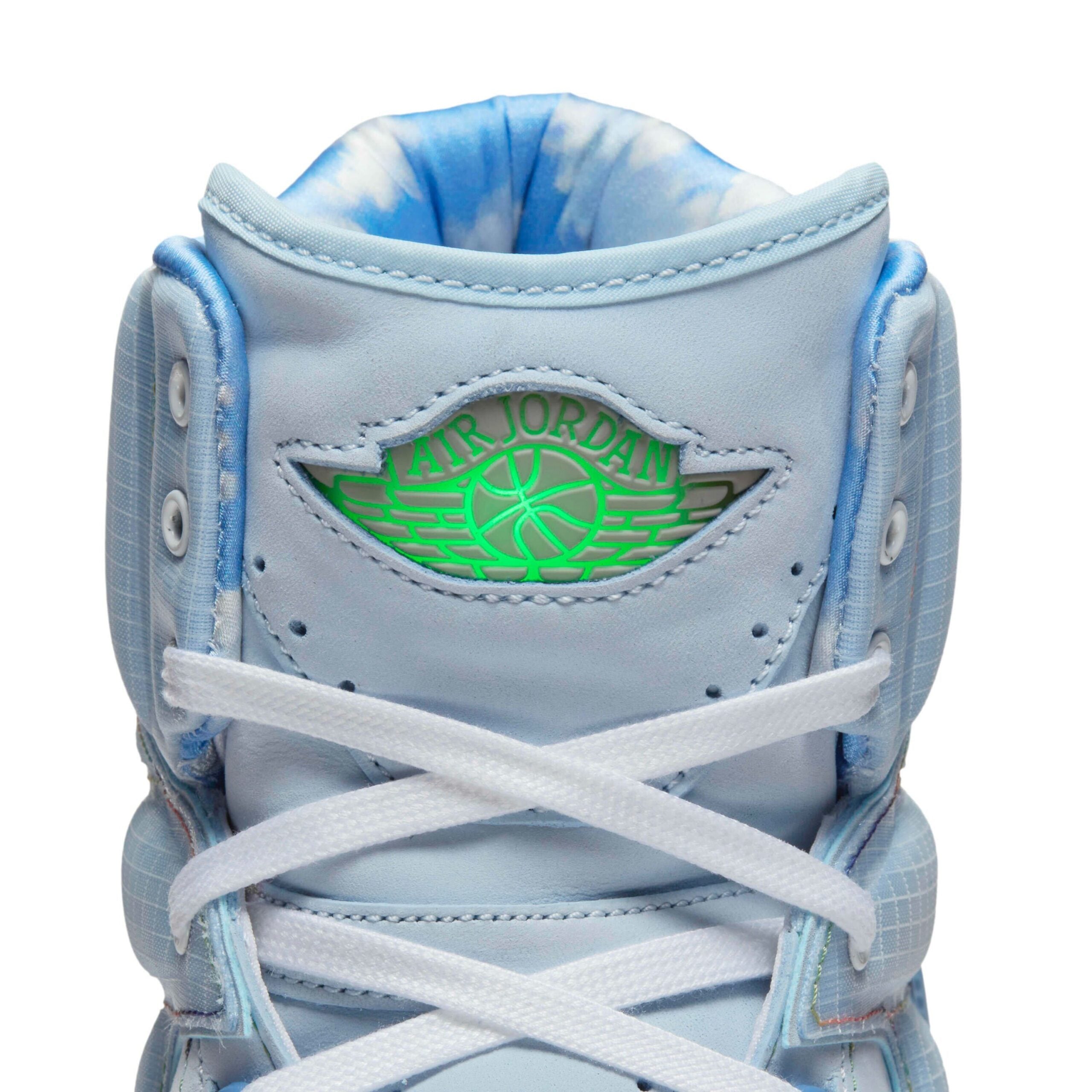 Jordan Retro 2 X J Balvin