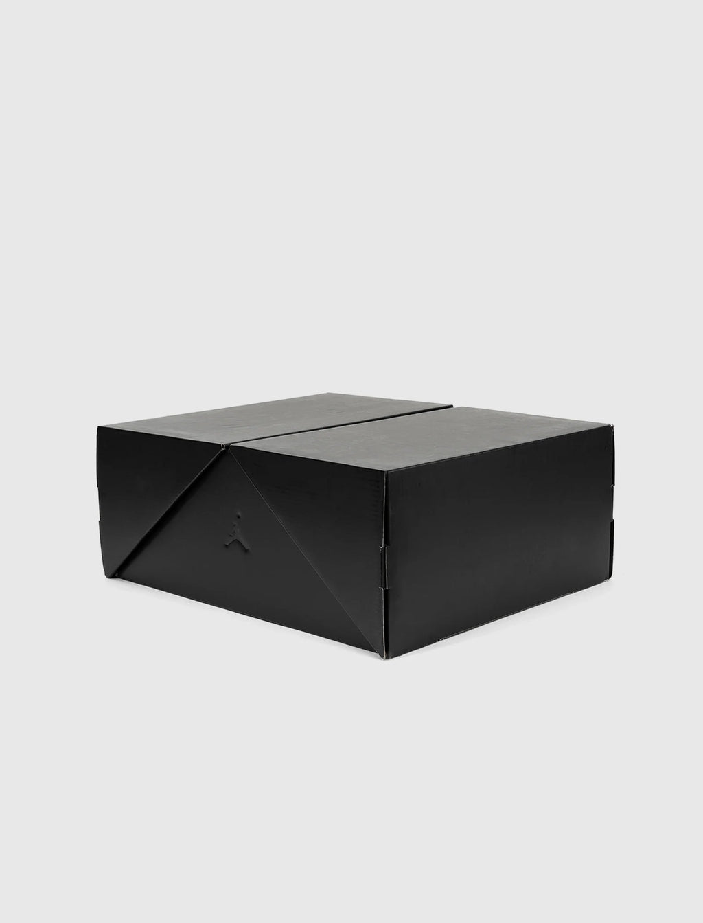 Jordan Retro 4 X A Ma Maniere "While You Where Sleeping"