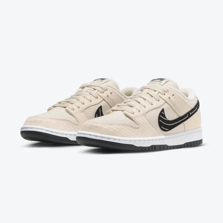 NIKE SB DUNK X ALBINO & PRETO