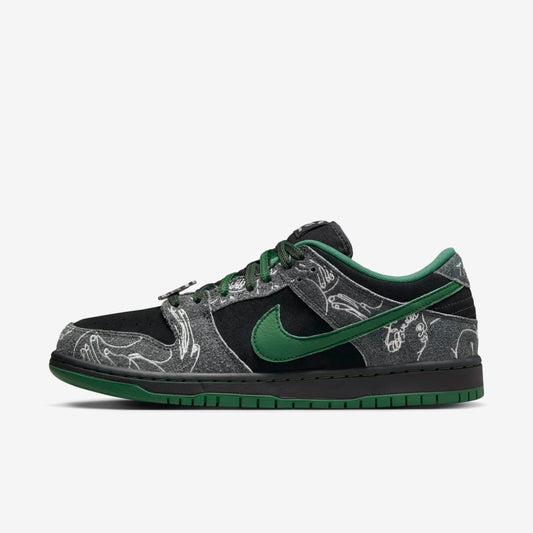 NIKE SB DUNK X THERE SKATEBOARDS