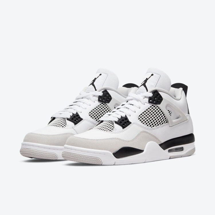 Jordan Retro 4 “Military Black”