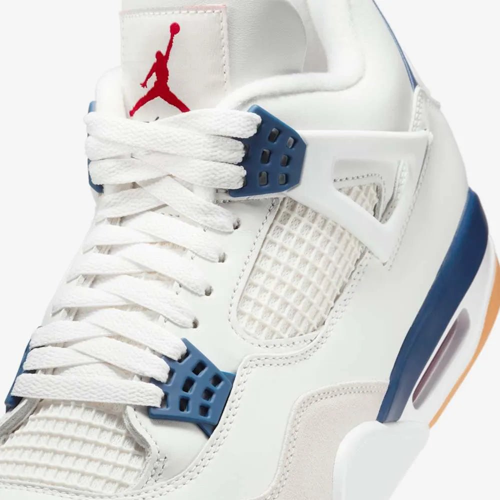 Jordan Retro 4 SB "Navy"