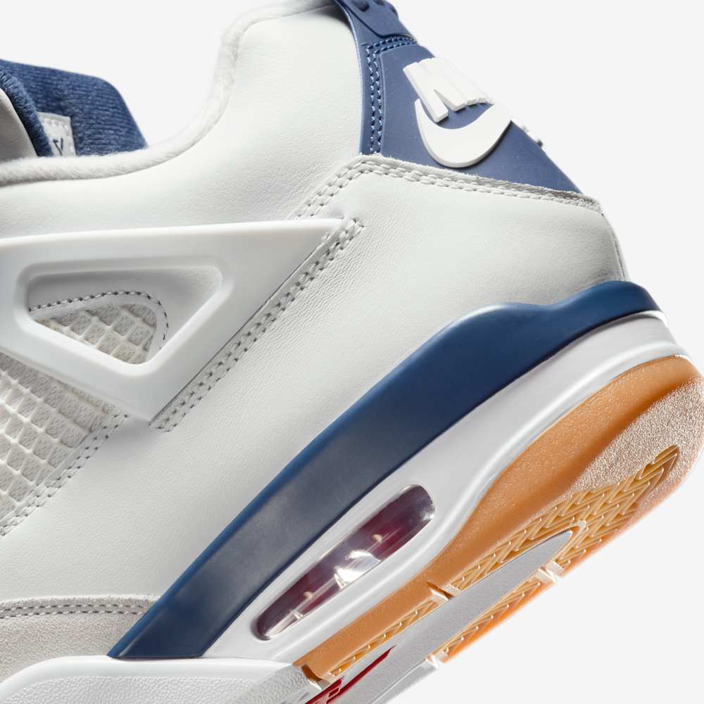 Jordan Retro 4 SB "Navy"