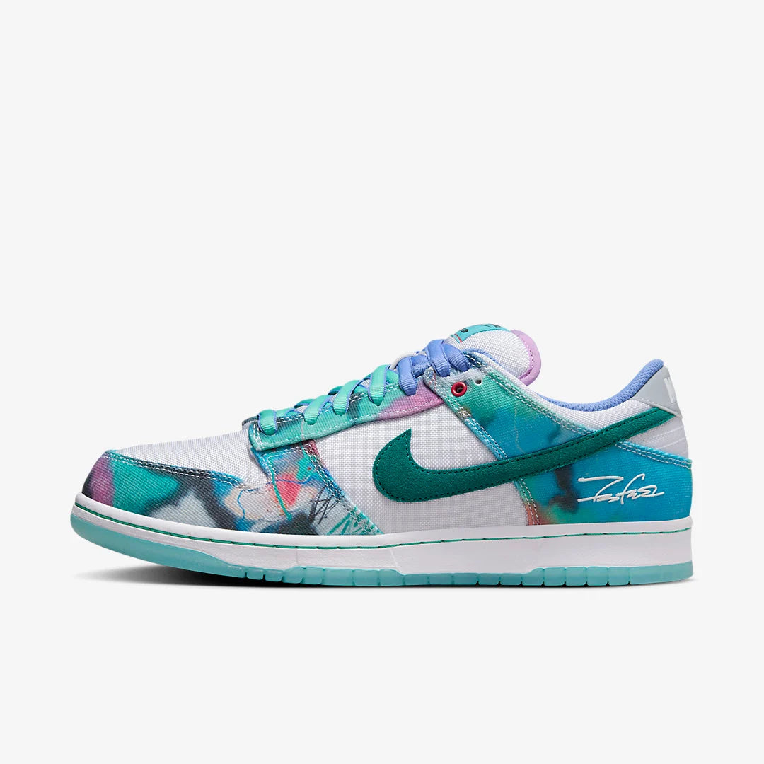 Nike SB Dunk x Futura Laboratories