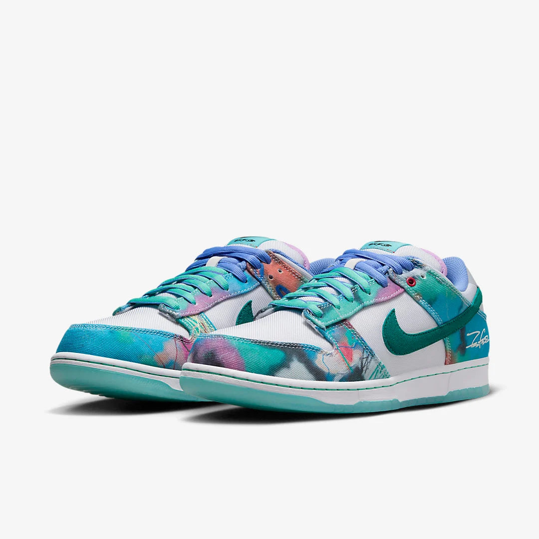 Nike SB Dunk x Futura Laboratories