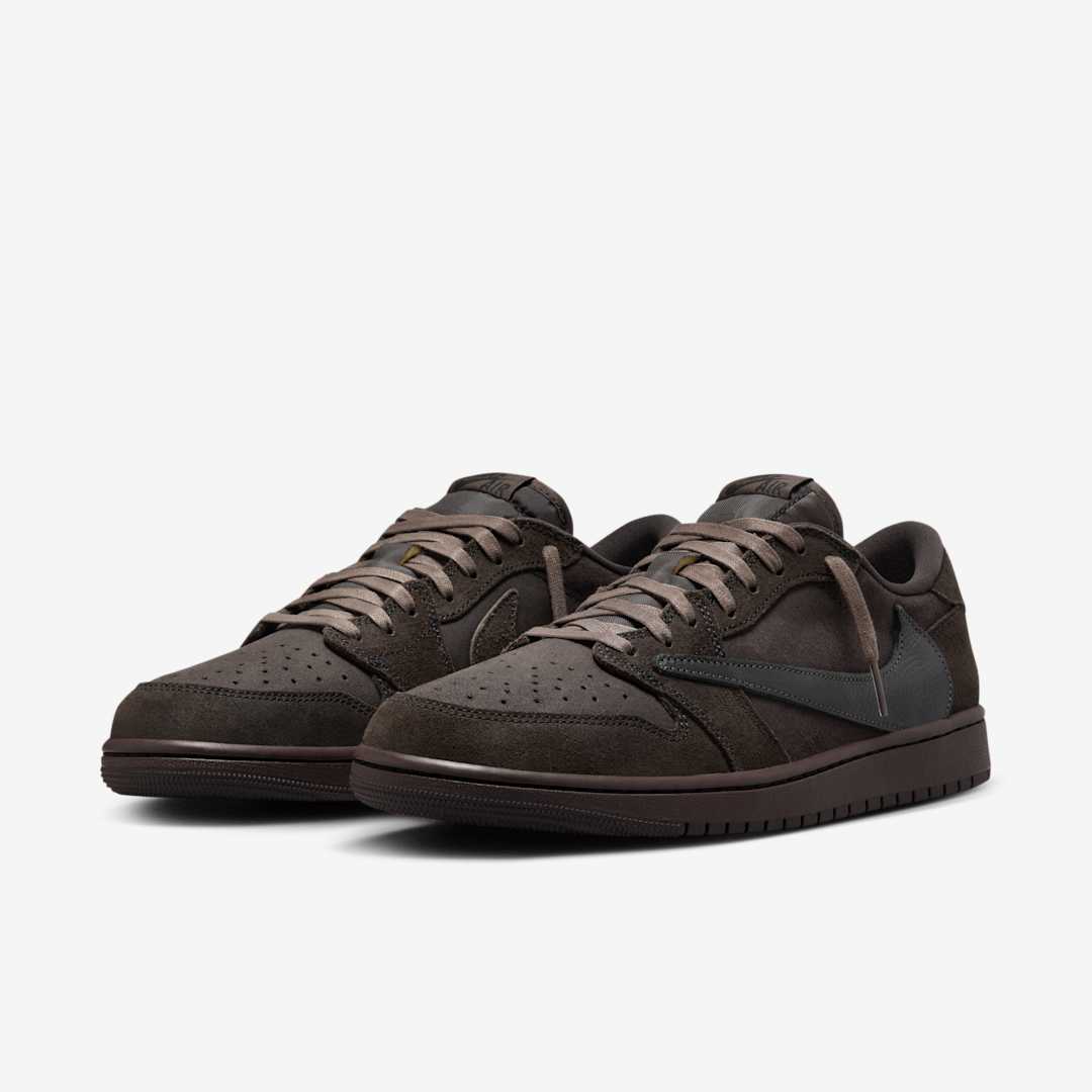 Air Jordan 1 Low X Travis Scott "Velvet Brown"