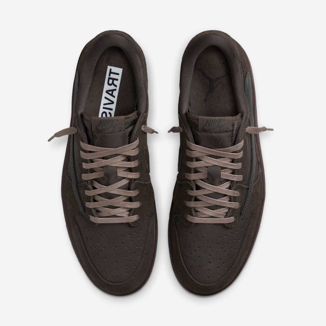 Air Jordan 1 Low OG X Travis Scott "Velvet Brown"