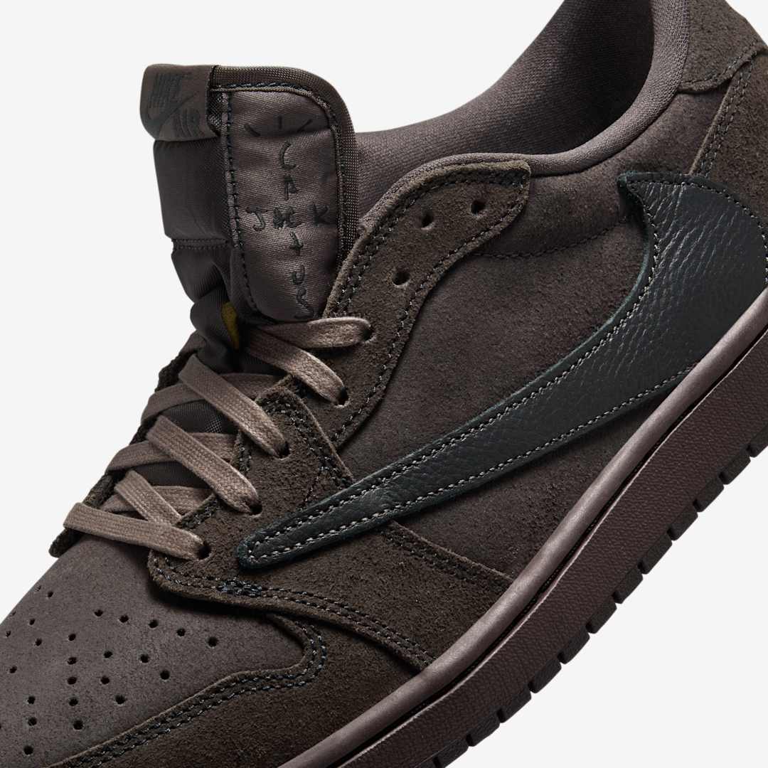 Air Jordan 1 Low OG X Travis Scott "Velvet Brown"