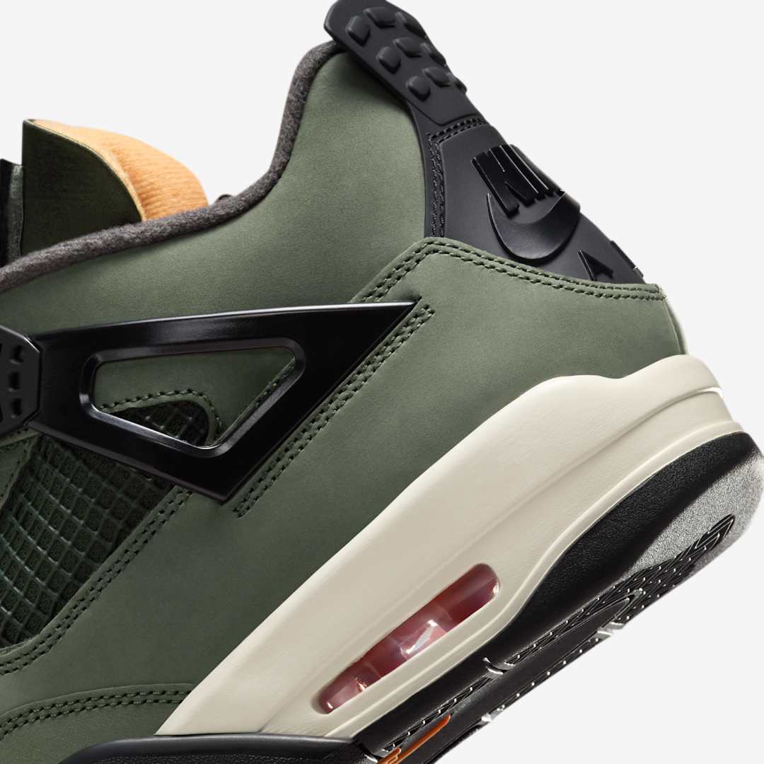 Air Jordan Retro 4 OG x Undefeated