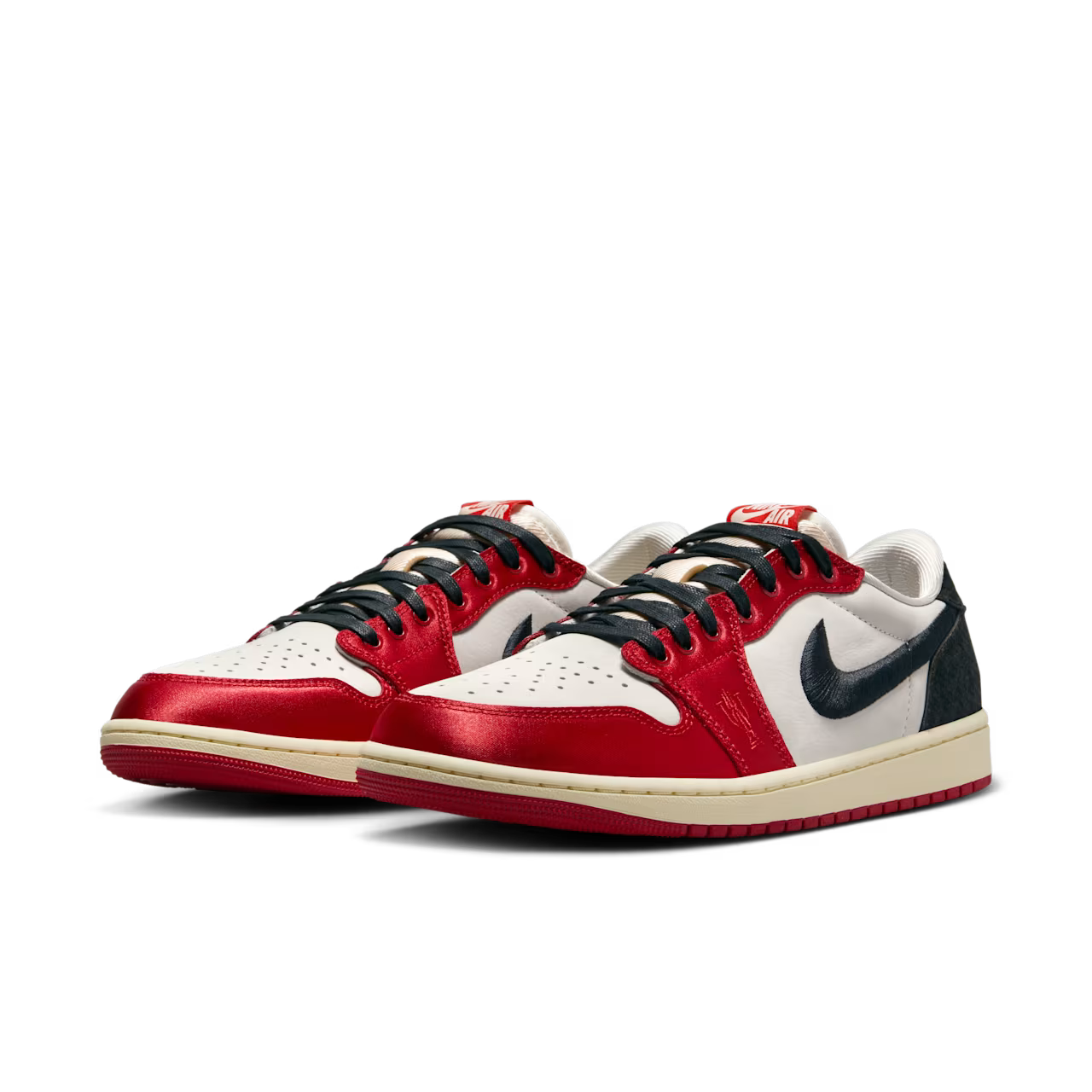 JORDAN 1 LOW OG X TROPHY ROOM