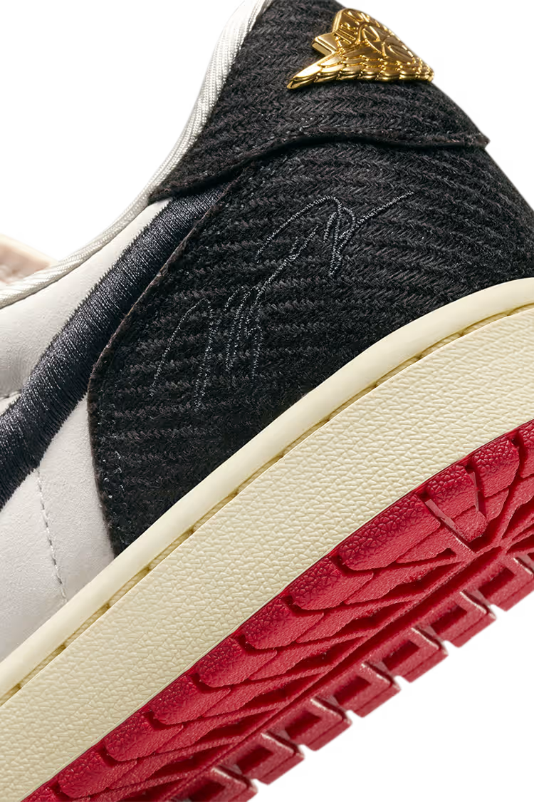 JORDAN 1 LOW OG X TROPHY ROOM