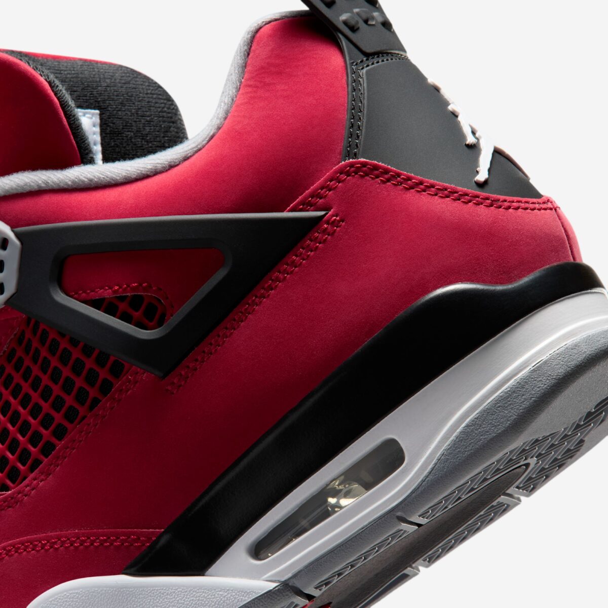 Jordan Retro 4 OG Toro Bravo
