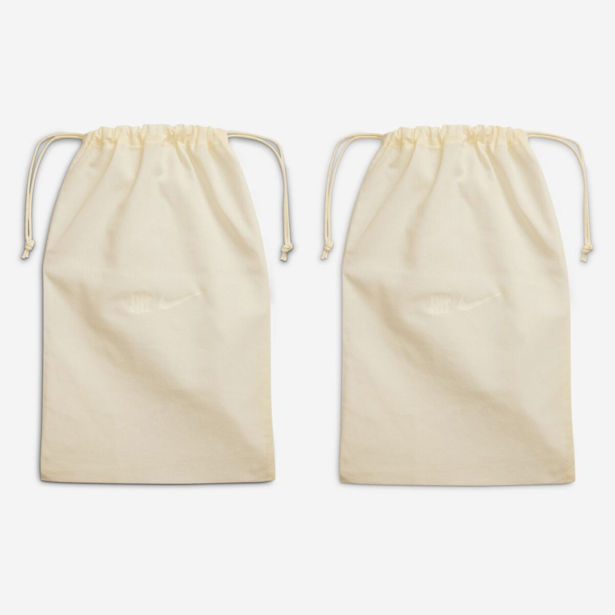 Nike Air Max 95 SP Undefeated Sail