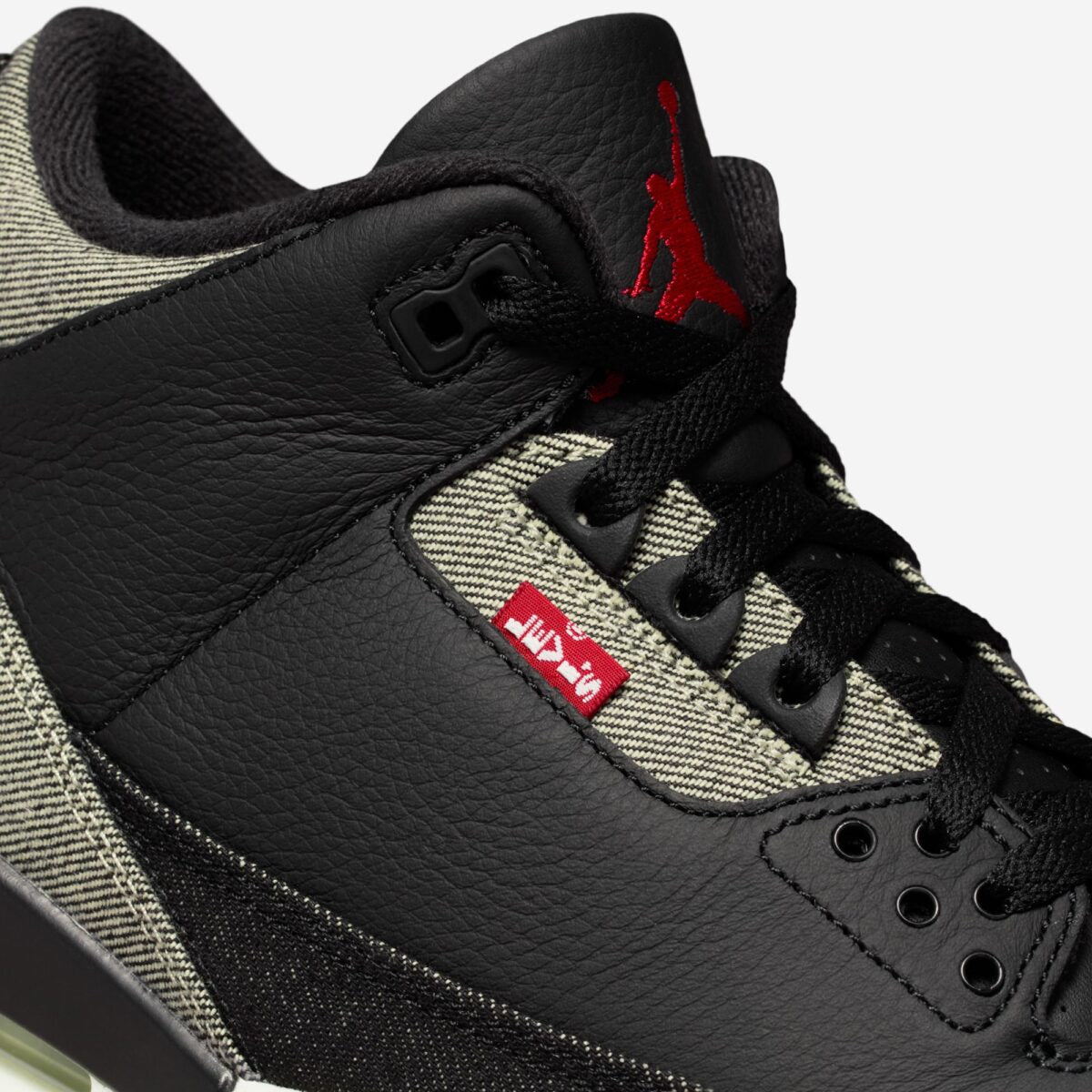 Jordan Retro 3 x Levis "Black Denim"
